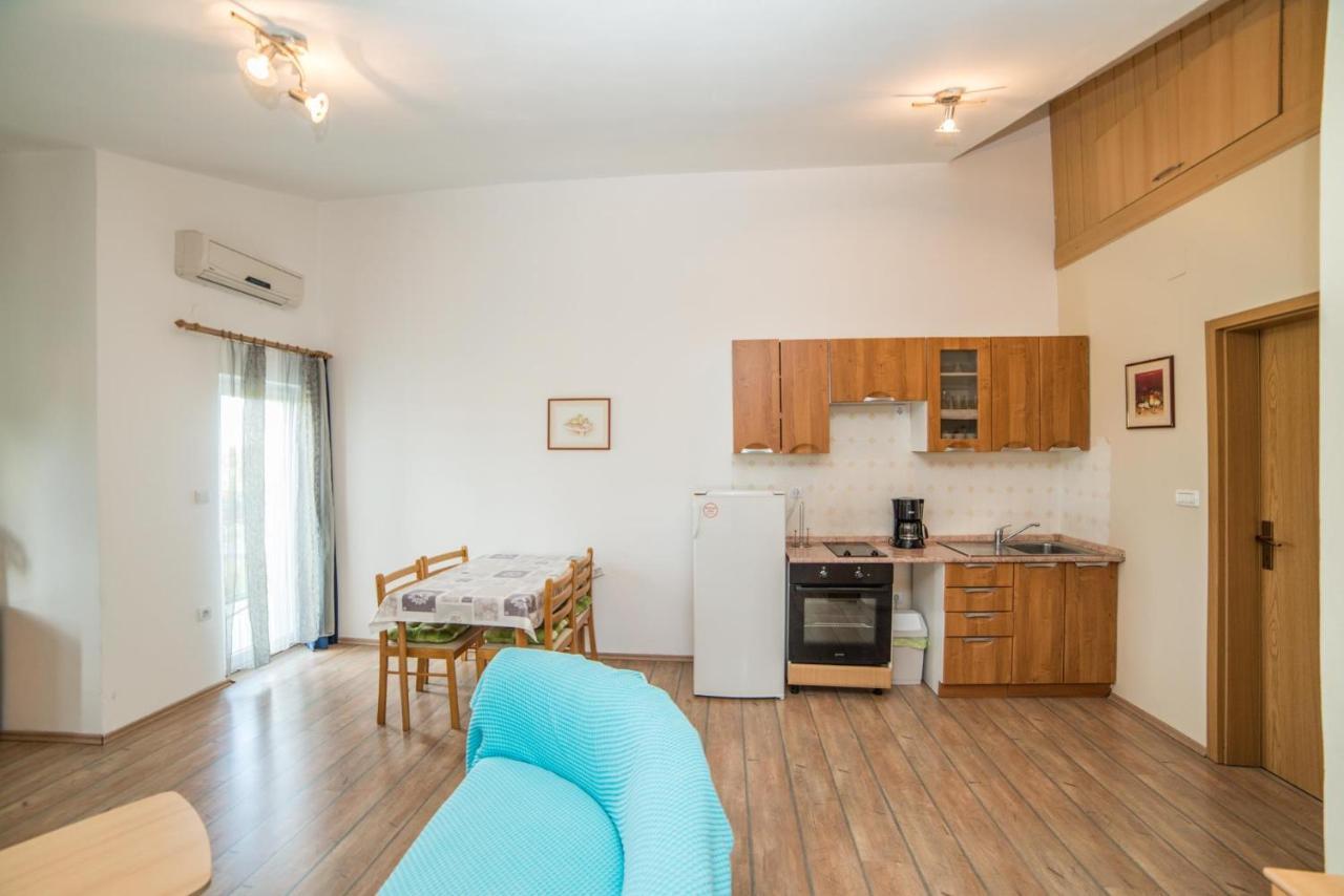 Apartments Durda Fažana Εξωτερικό φωτογραφία